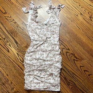 Size 4 pretty little thing dress